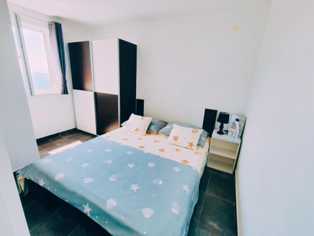 Apartmani Nada Mustapic เบรลา ภายนอก รูปภาพ