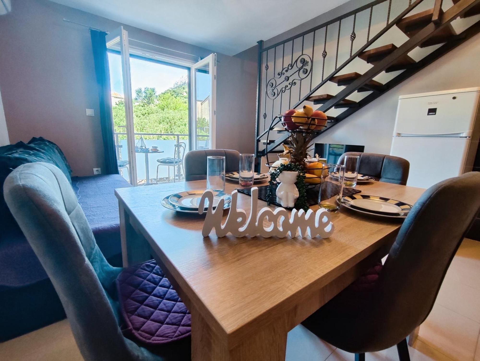 Apartmani Nada Mustapic เบรลา ภายนอก รูปภาพ